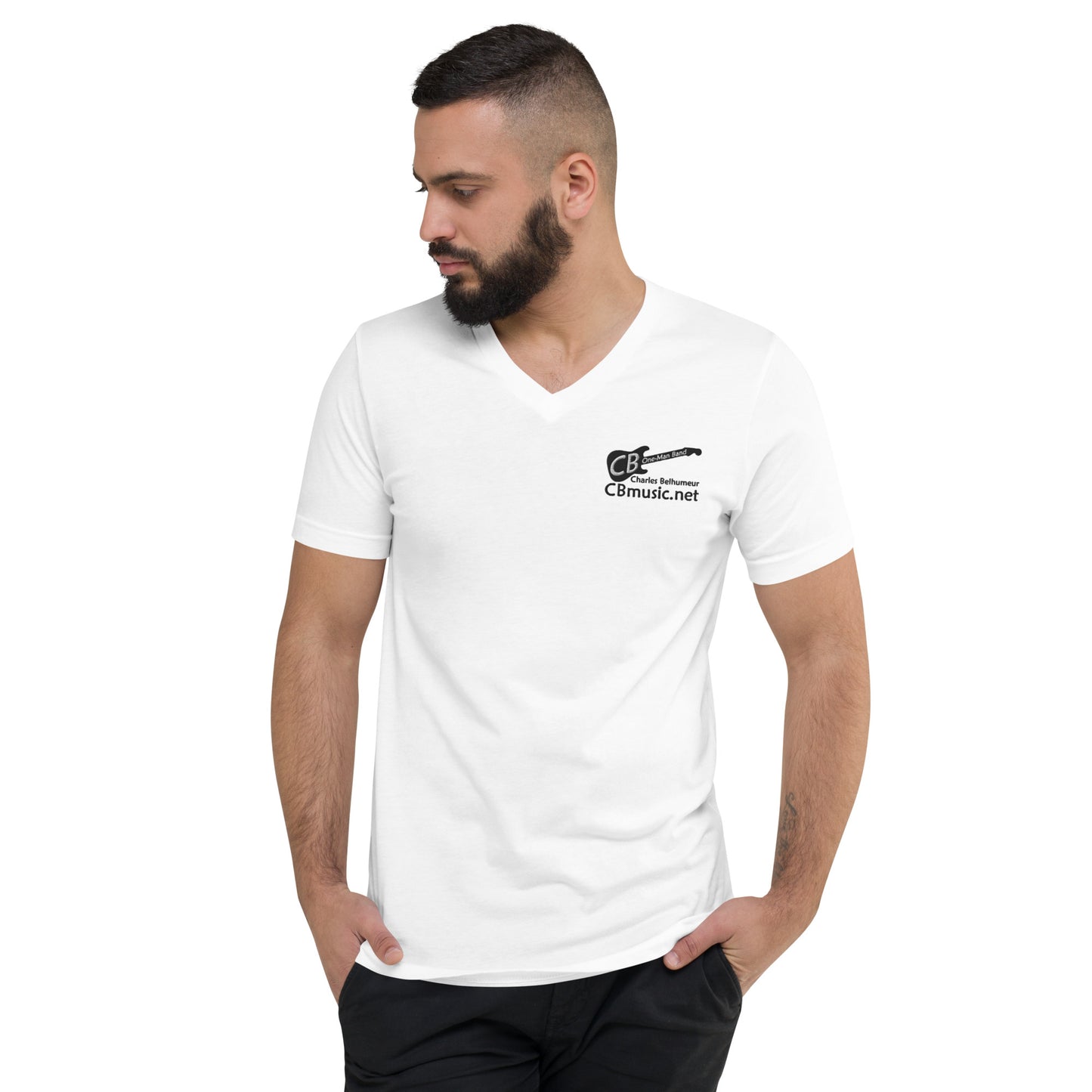 V-Neck T-Shirt /Unisex *Embroidered